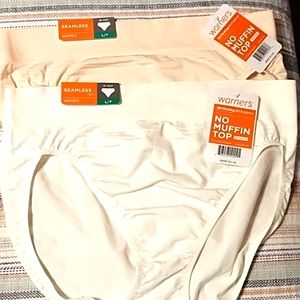 NWT Warner's seamless hicut briefs 2